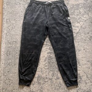 Vuori Camo Joggers Size S